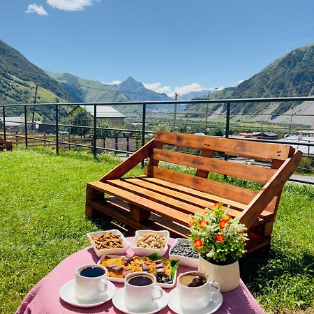 Hotel Chalet Kazbegi Extérieur photo