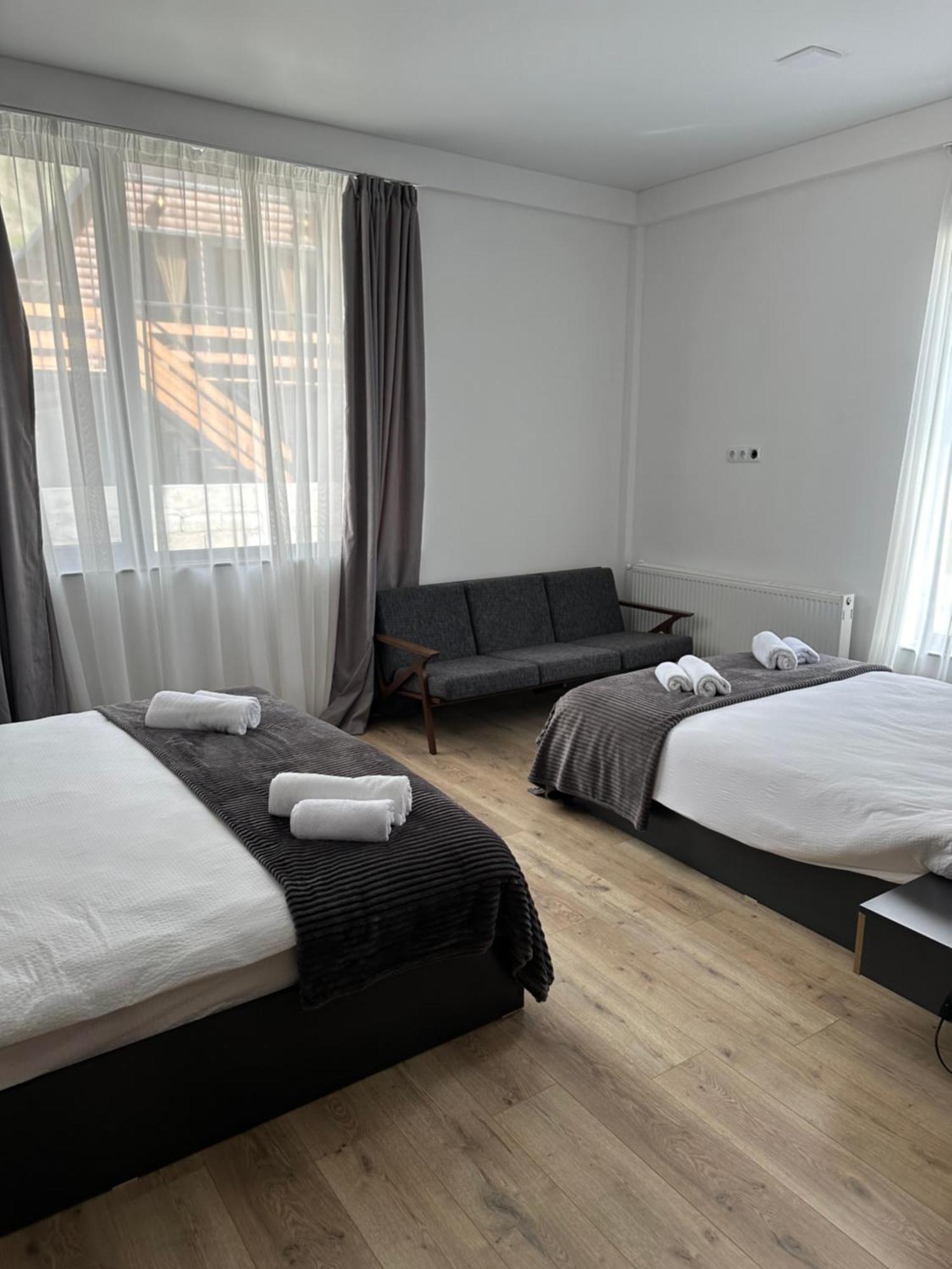 Hotel Chalet Kazbegi Extérieur photo