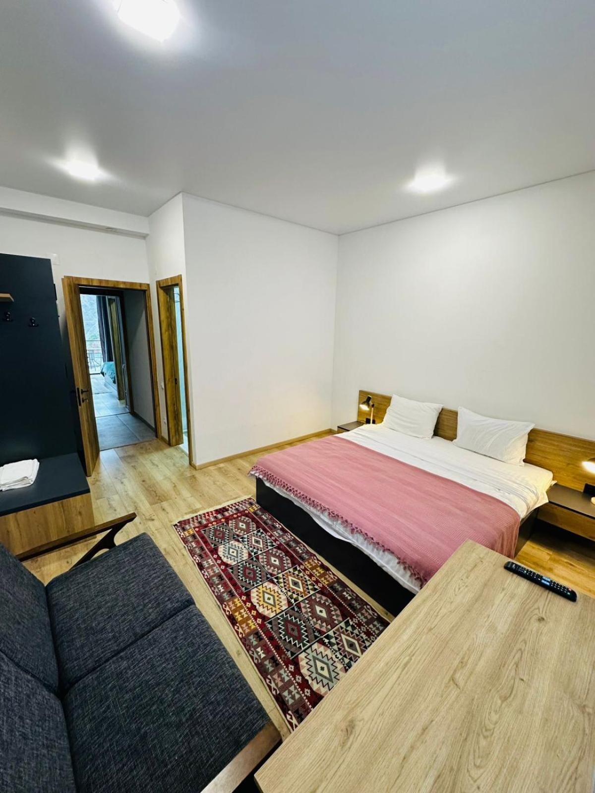 Hotel Chalet Kazbegi Extérieur photo