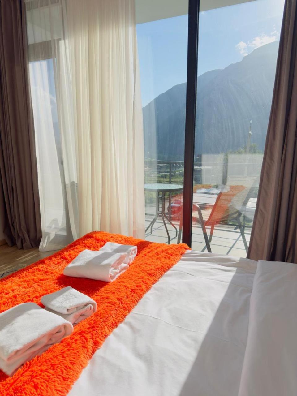 Hotel Chalet Kazbegi Extérieur photo